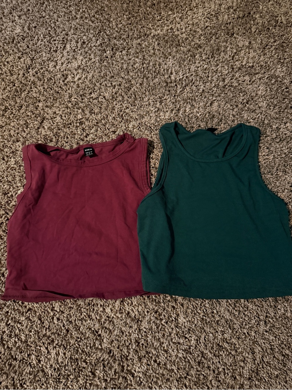 SHEIN Ribbed Cropped Tank Top set